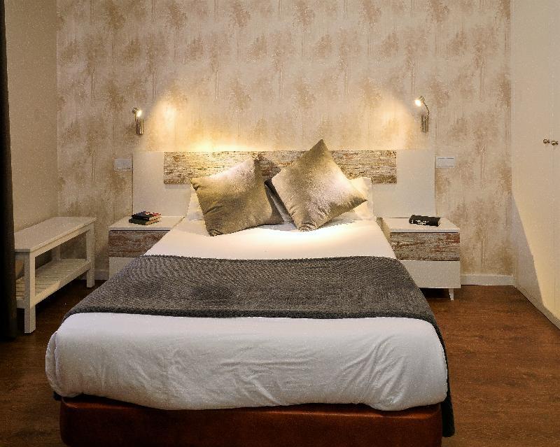 Hotel Vivar Griñón Екстериор снимка
