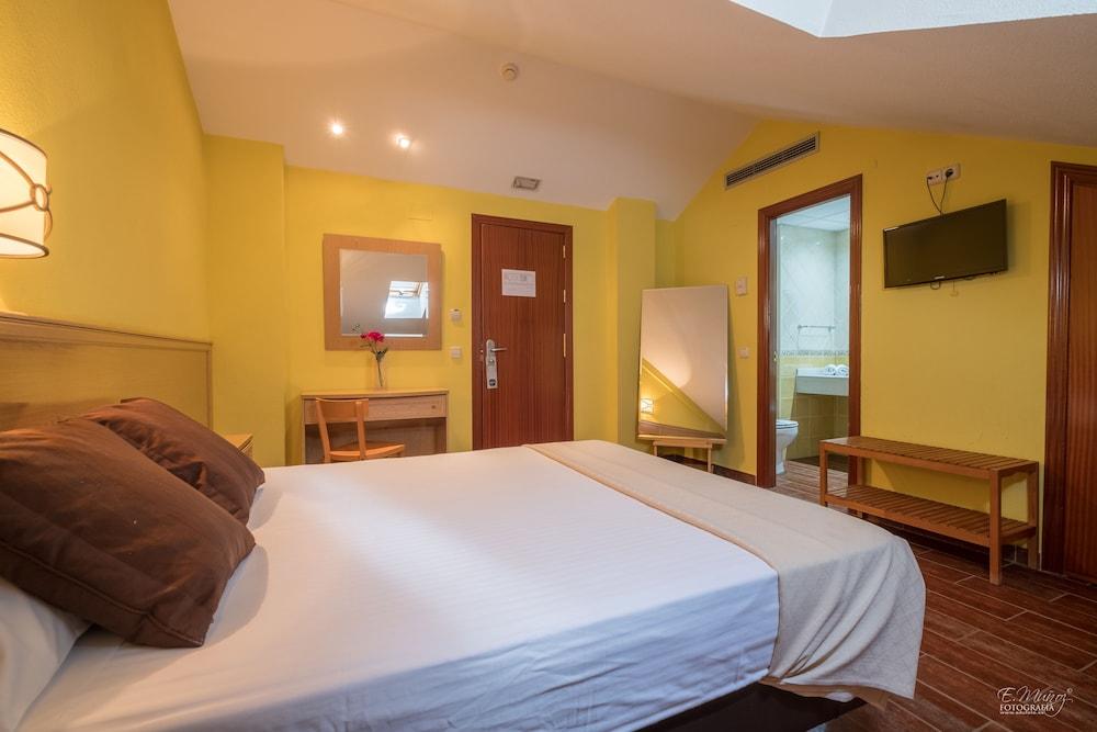 Hotel Vivar Griñón Екстериор снимка