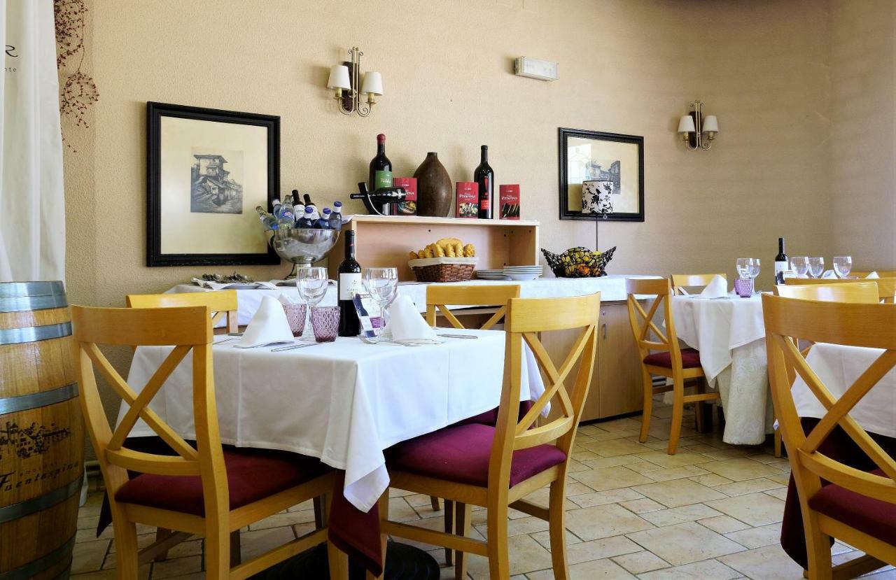 Hotel Vivar Griñón Екстериор снимка